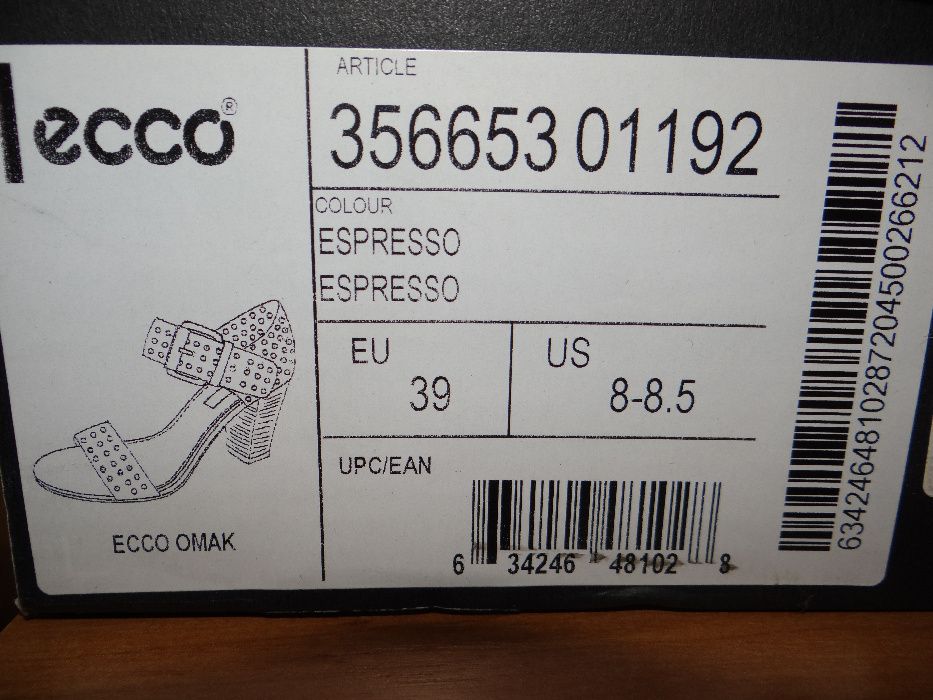 Продам женские кожаные босоножки ECCO