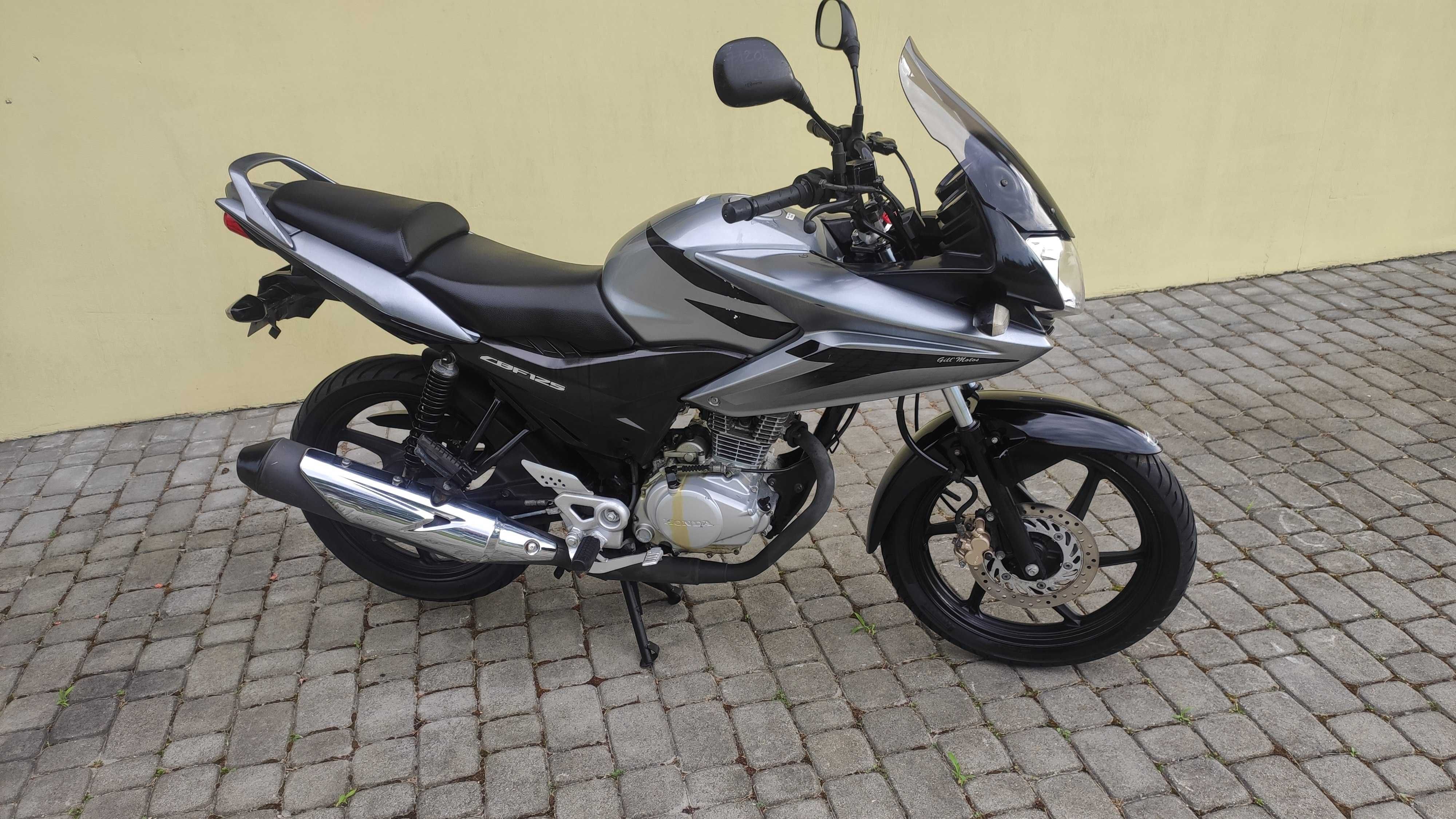 Honda CBF 125 Ybr