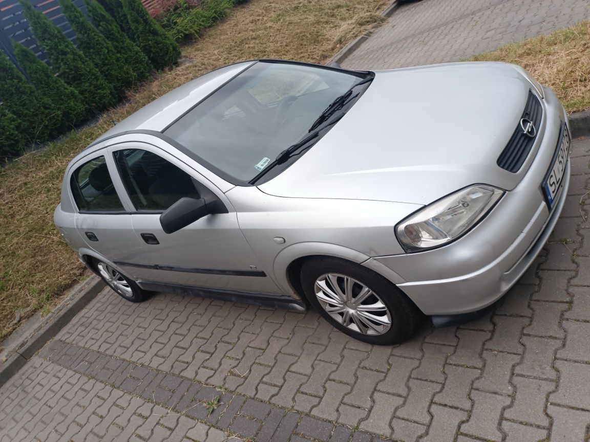 Sprzedam Opla Astrę II 07r z LPG Klima