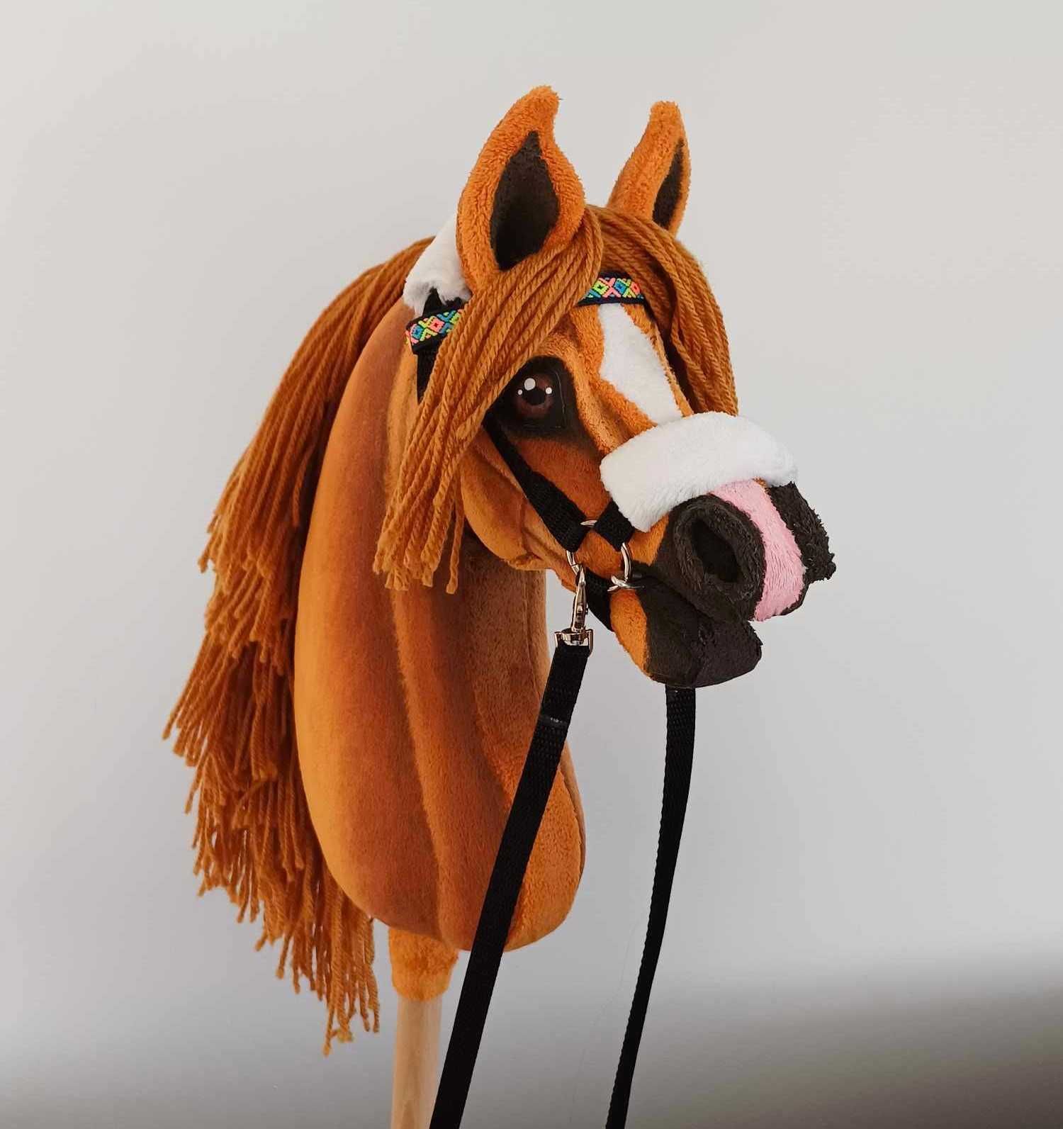 Rudy konik Hobby Horse A4 + sprzęt kasztan