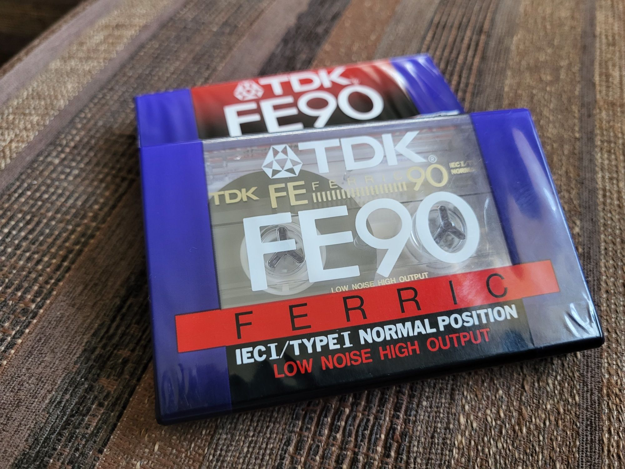 Аудиокасеты TDK FE90