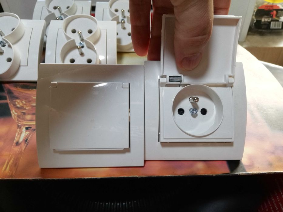 7 gniazdek elektrycznych Kanlux