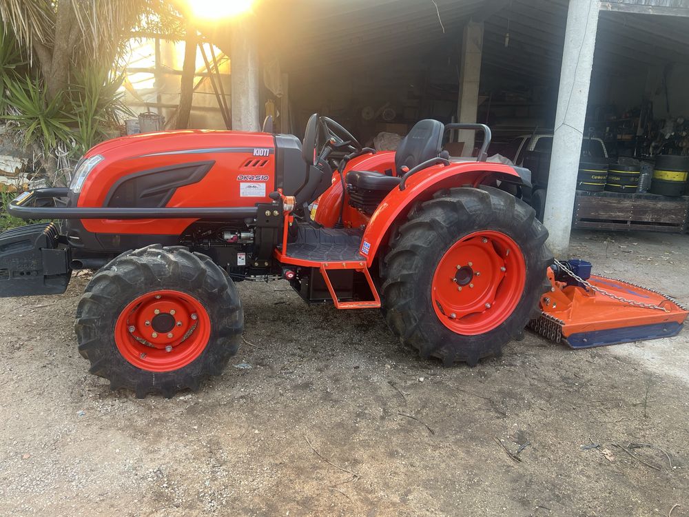 Trator kioti DK4510