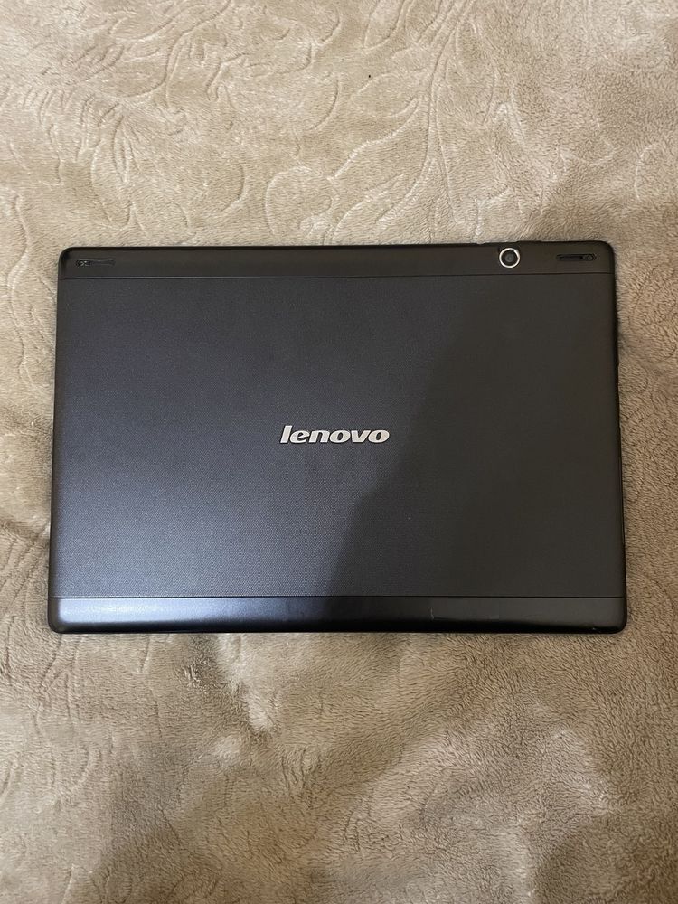 Планшет Lenovo S6000-F