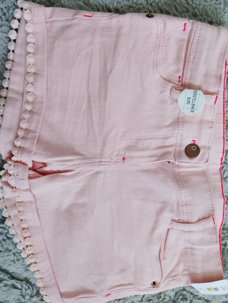 Nowe spodenki jeansowe różowe r.134