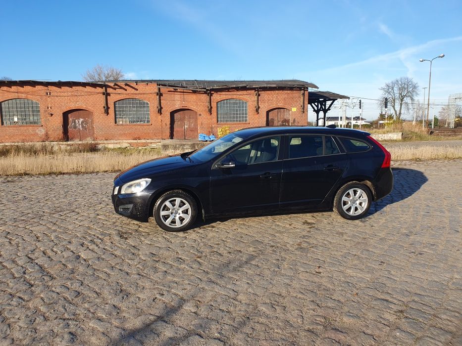 Volvo v60,Zamiana