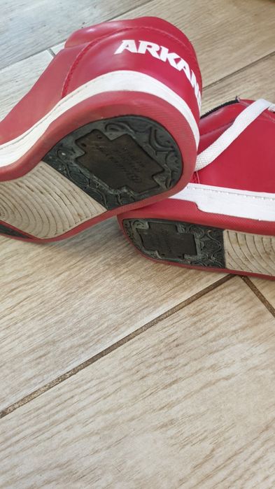 Продам кросовки-ролики.