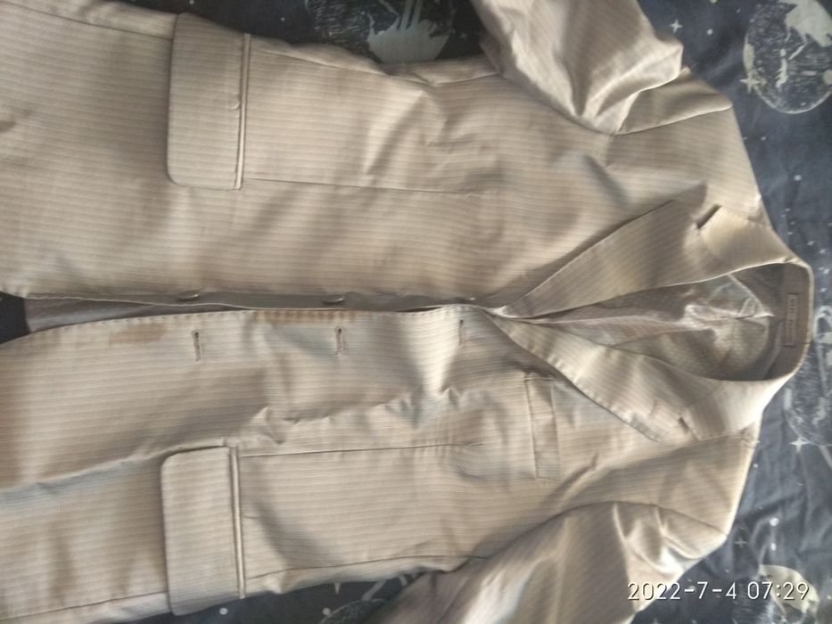 Продам класний костюм
