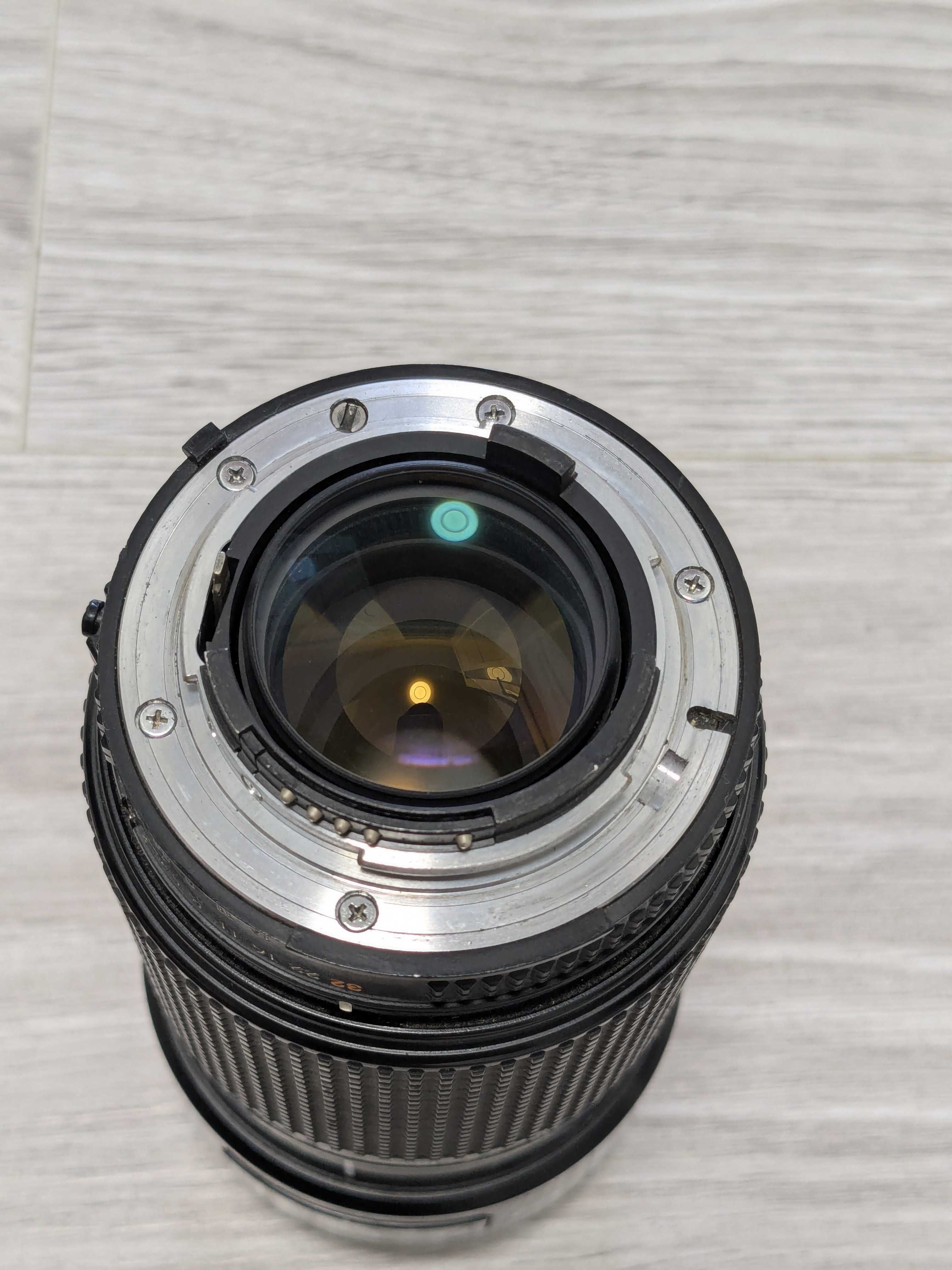 Nikon AF Nikkor 70-210 F 4