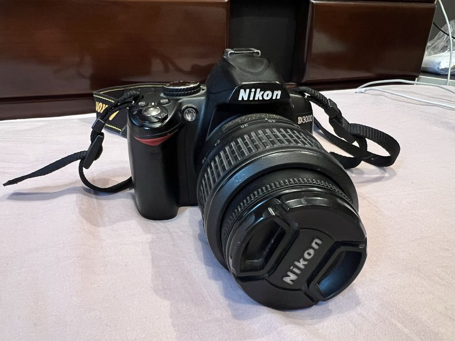 Фотоаппарат Nikon D3000