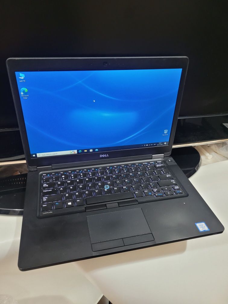 Ігровий ноутбук Dell Latitude 5480 i5-7440HQ 4 ядра/8/256/NVIDIA 930MX