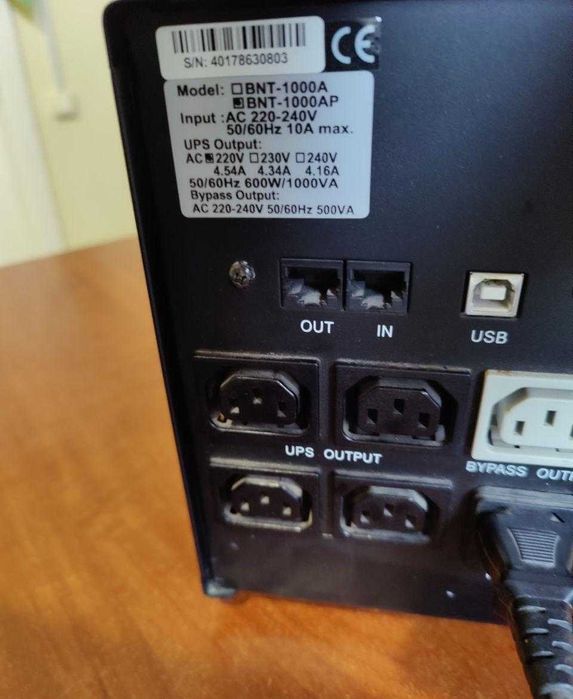 UPS Powercom BNT-1000AP Пристрій безперебійного живлення