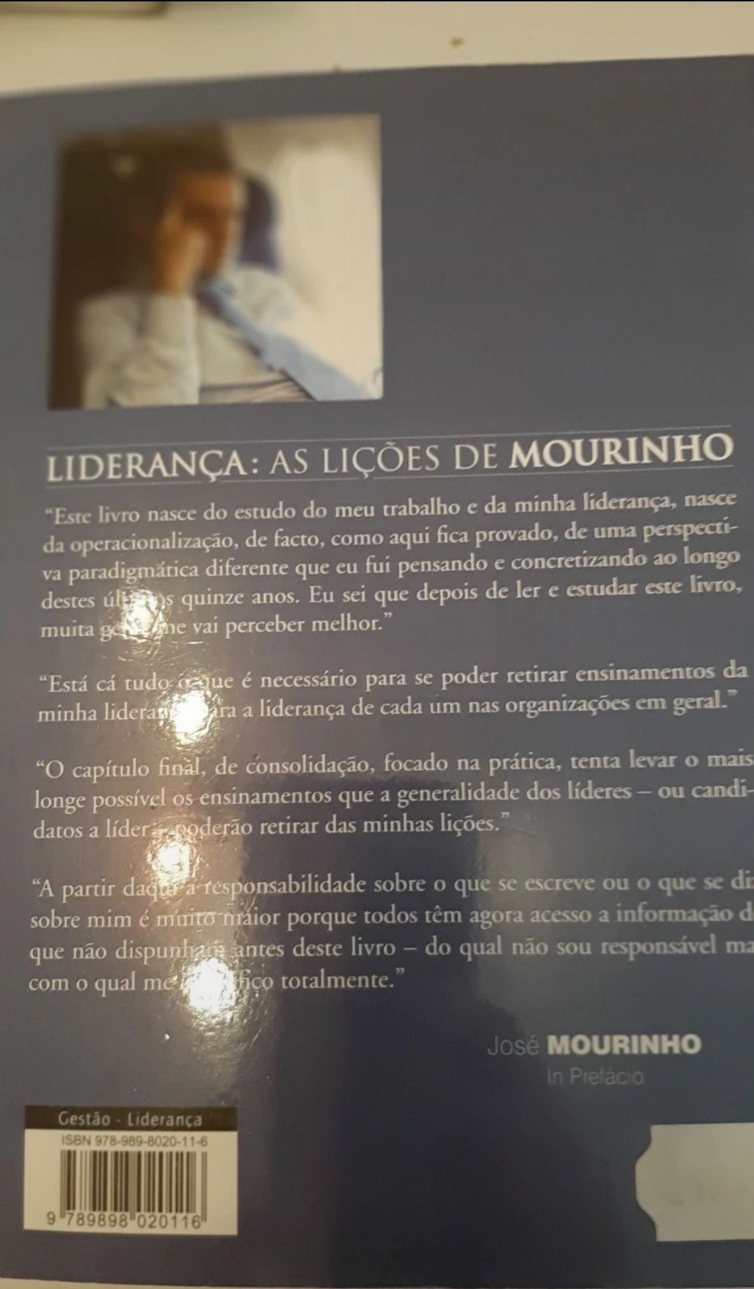 Livro sobre liderança " As lições de José Mourinho "