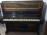 Продам антикварне піаніно C.Bechstein