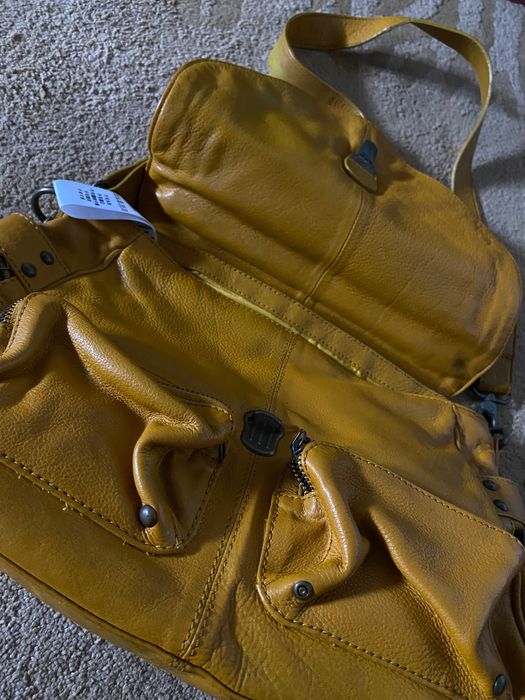 Bolsa senhora em pele