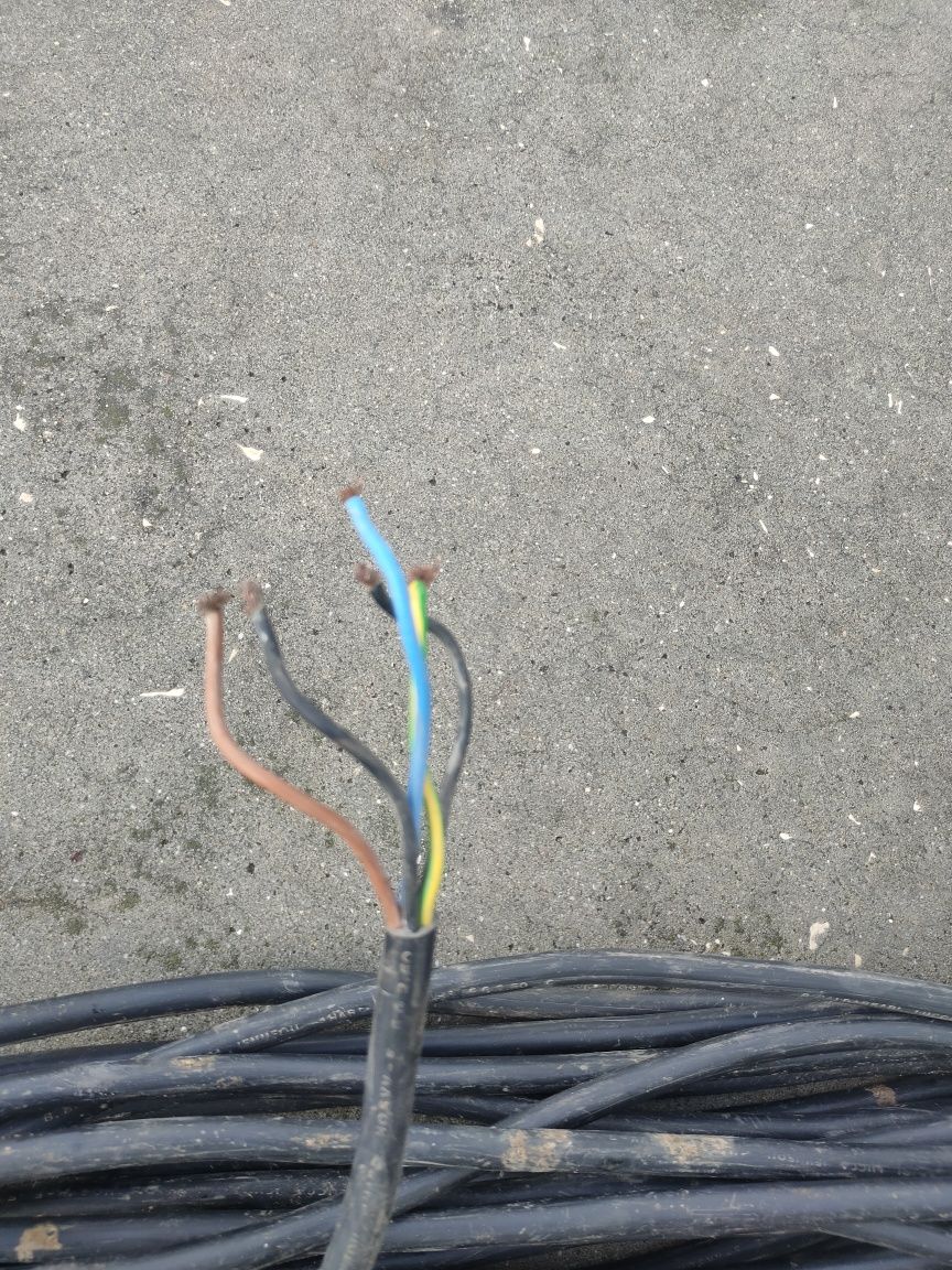 Cabos 5 fios trifásico