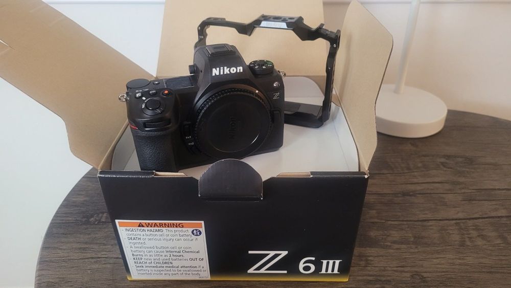 Nikon Z6III + Cage