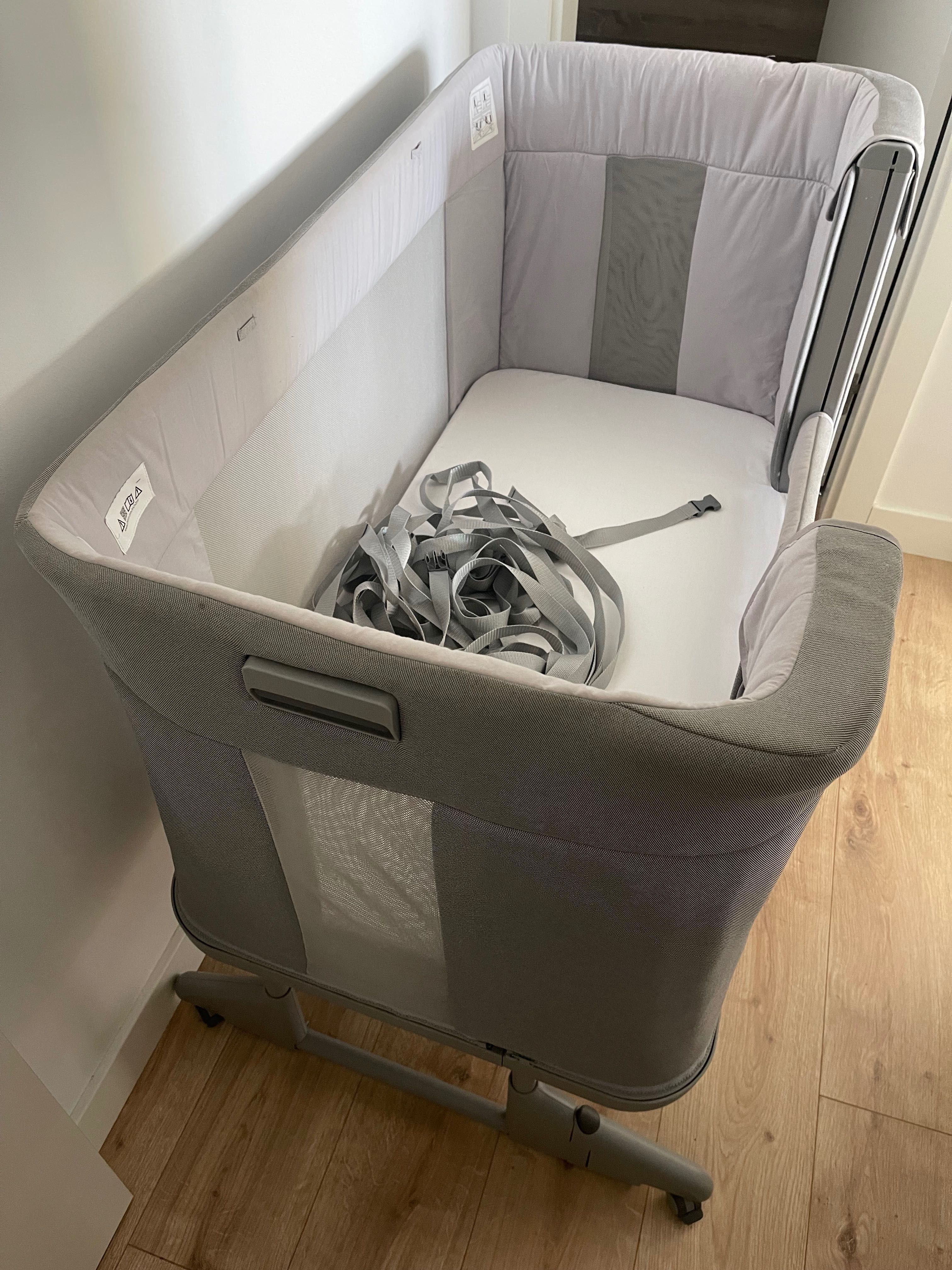 Cama Chicco Next2Me Forever cinza