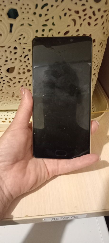 Meizu Pro 7 Plus разбит экран. 1300грн