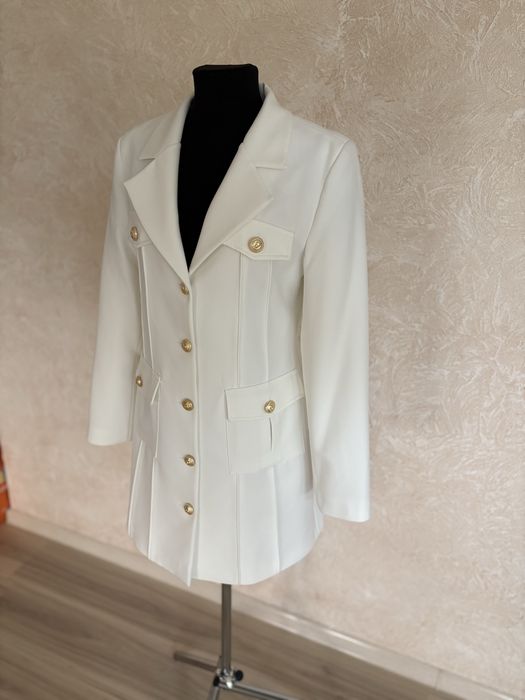 Продам плаття з ремінцем