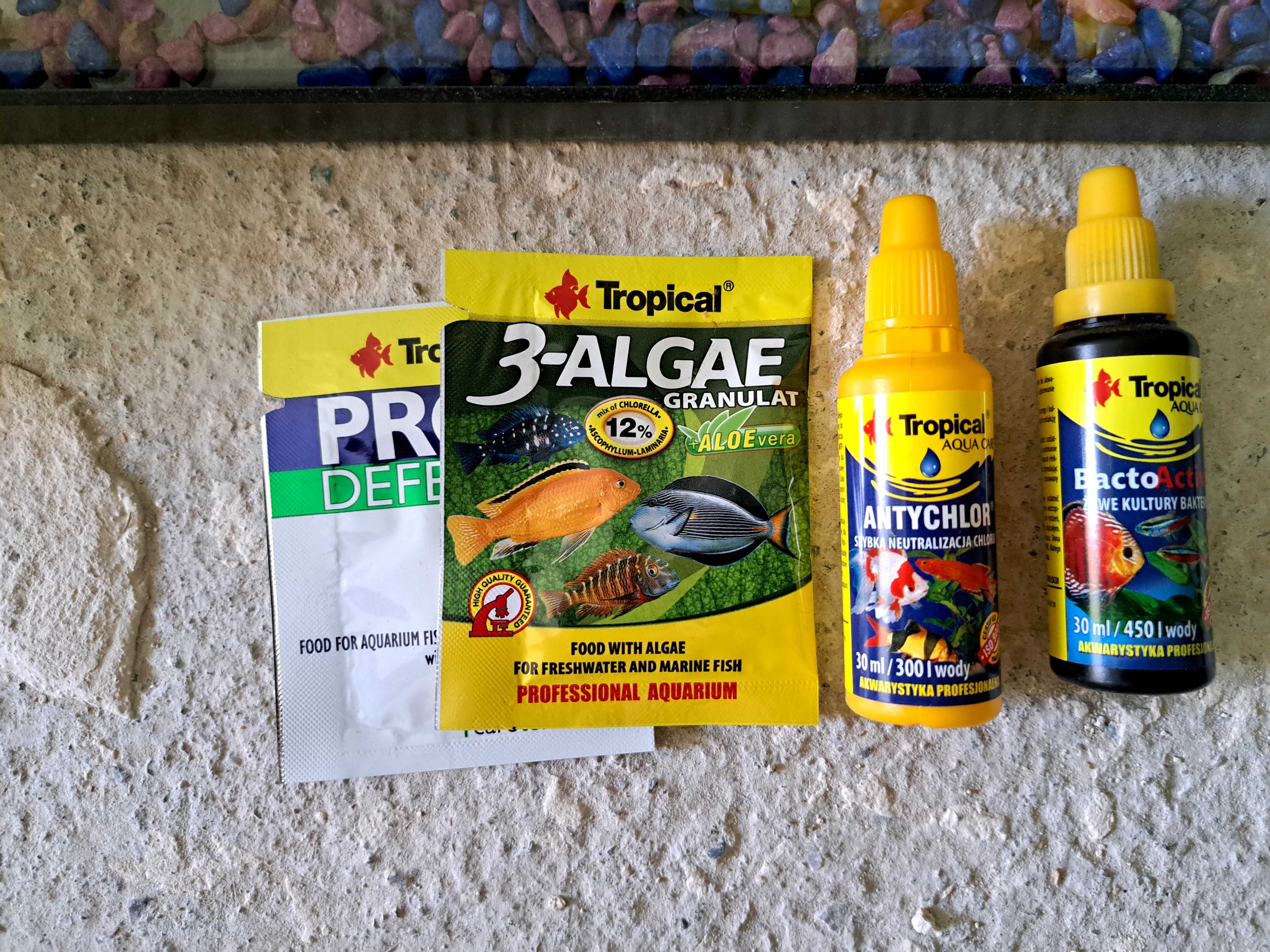 Akwarium wraz z dodatkami