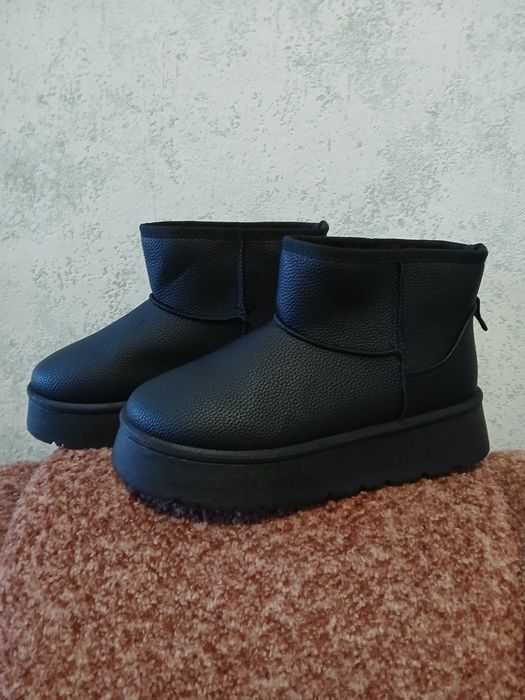 Нові жіночі зимові угги ботінки