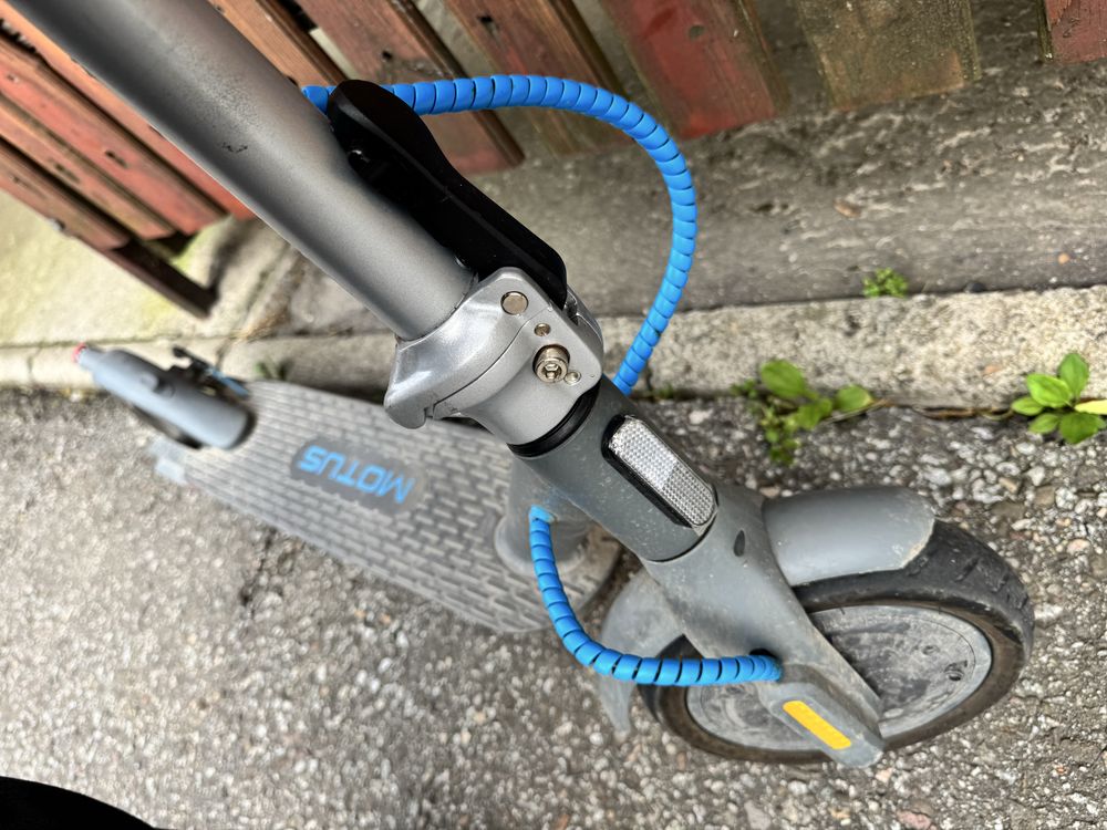 Hulajnoga elektryczna Motus, Scooty 8,5 Lite