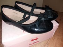 Buty Lakierki r. 30