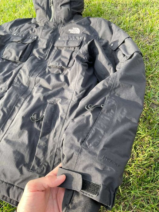 Женская зимняя горнолыжная куртка пуховик The North Face Hyvent M TNF