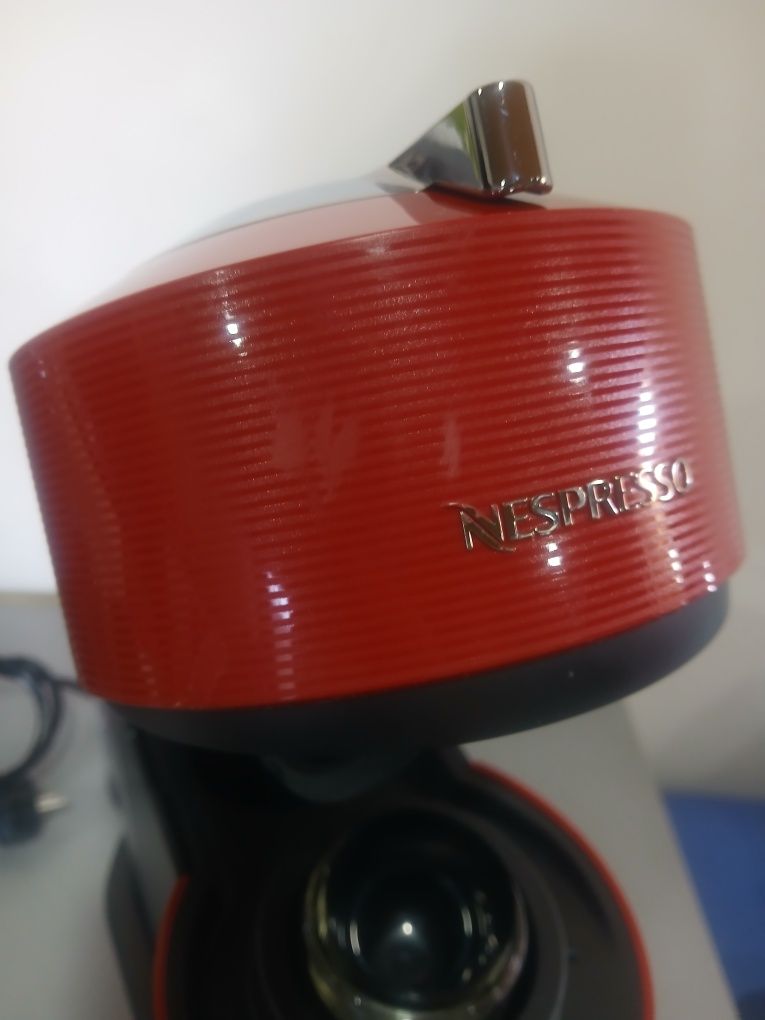 Maquina de café NESPRESSO Vertuo Next