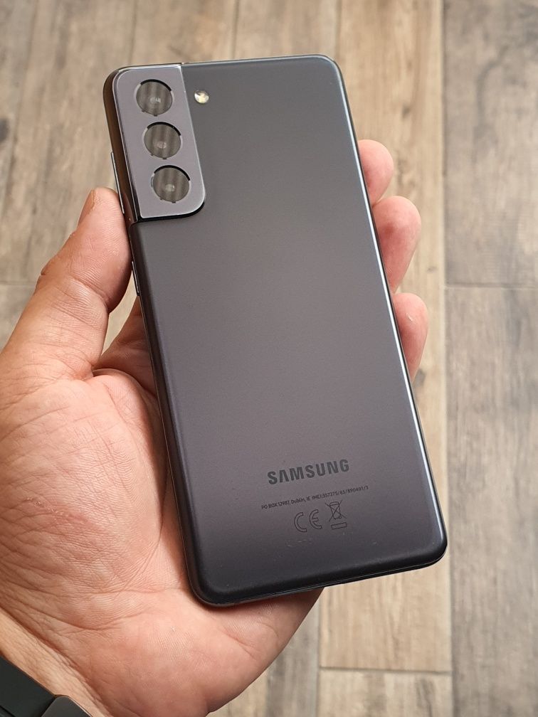 Samsung Galaxy S21 8/128GB pelen komplet gwarancja
