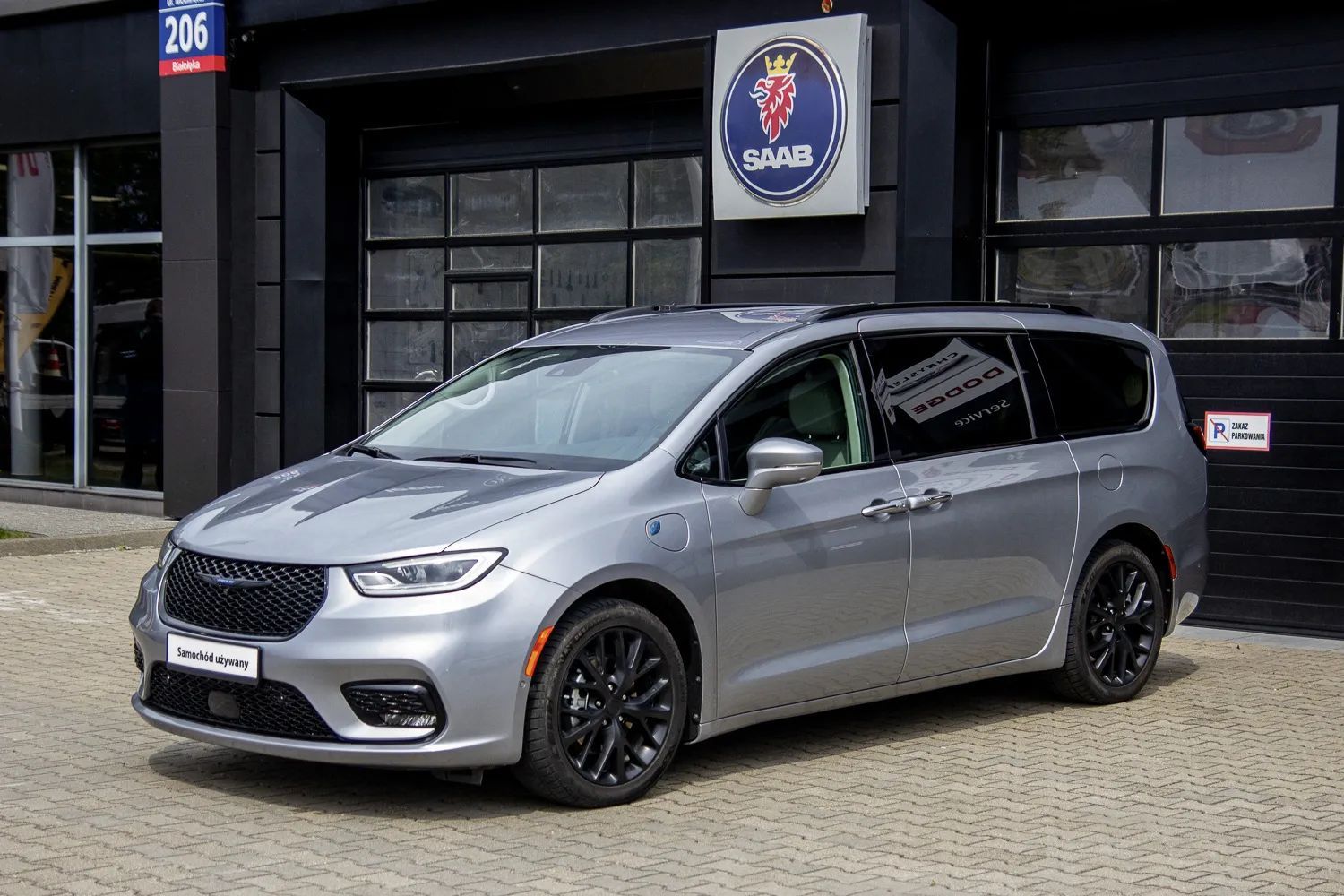 Chrysler Pacifica Plug-In Hybrid - Bogate wyposażenie!