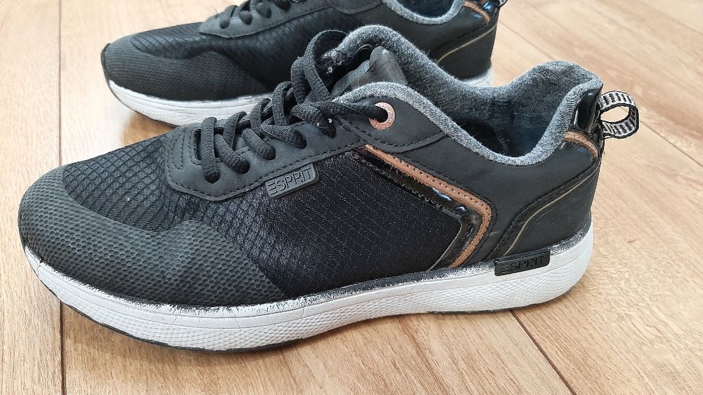 Esprit Buty sportowe Adidasy