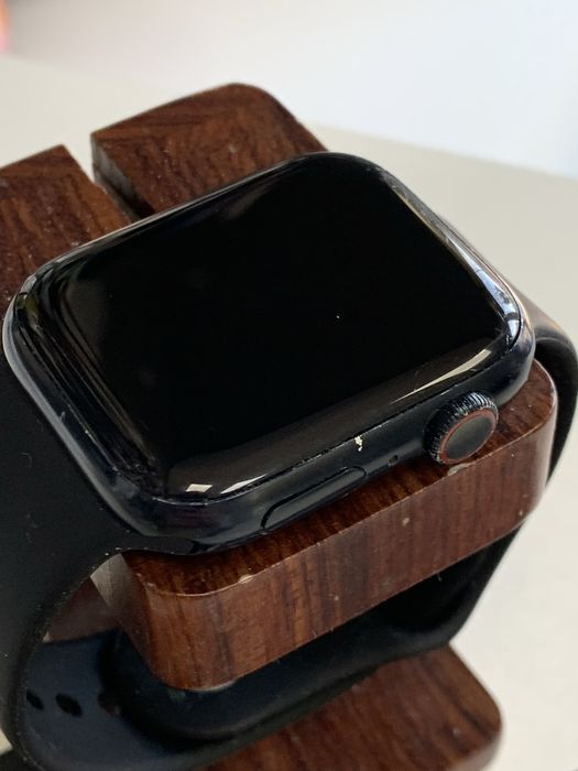 Оригінальні  Apple watch series 7 45  mm space gray