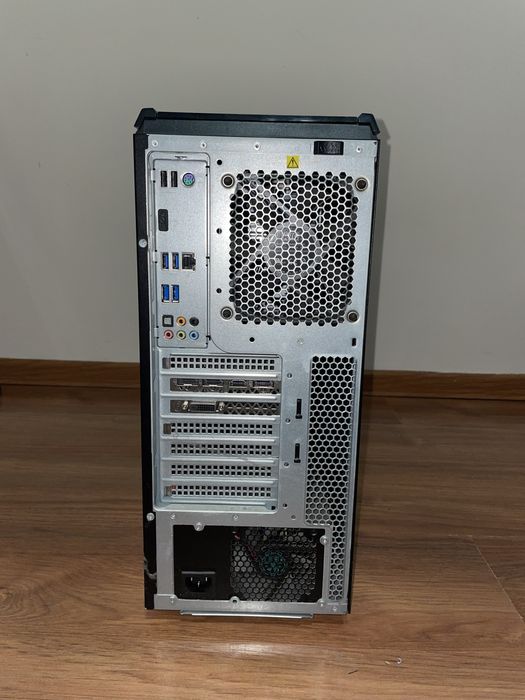 Komputer gamingowy Lenovo