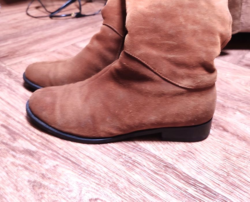 Чобітки осінь/ зима 39р