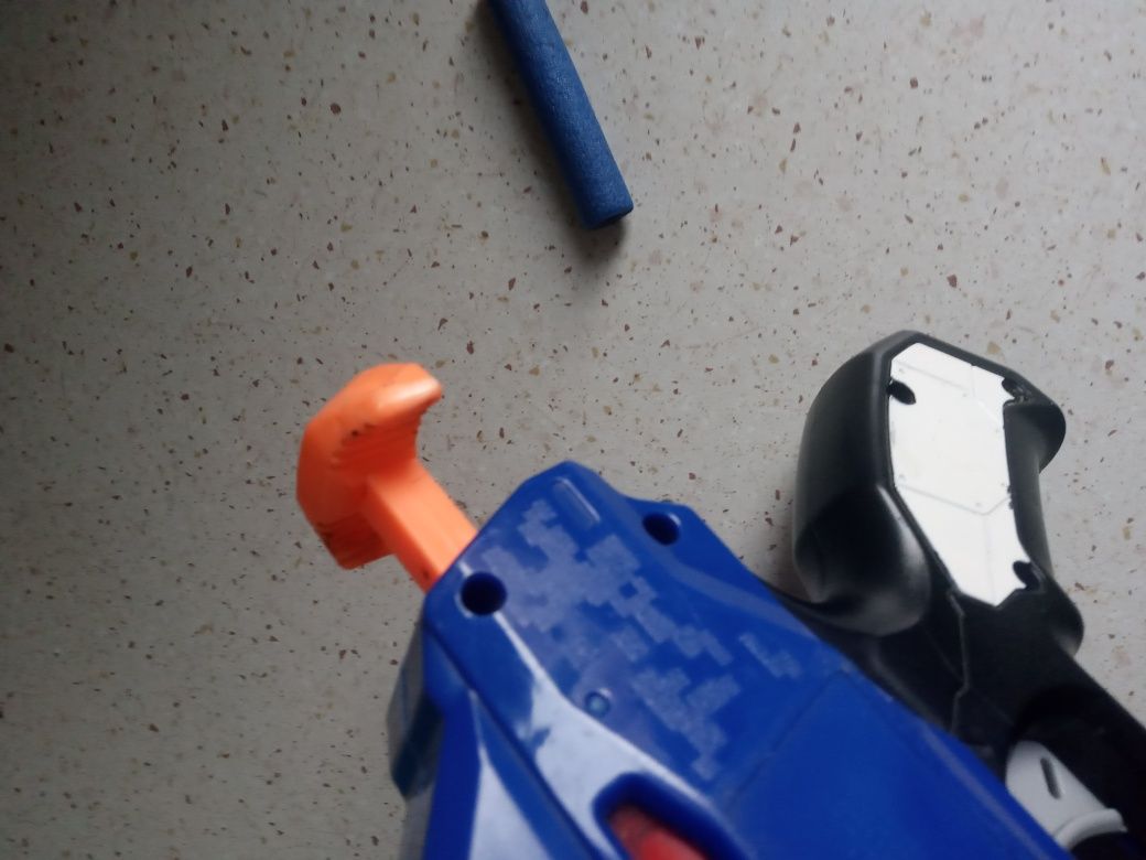 Zabawka dla dzieci nerf na strzałki