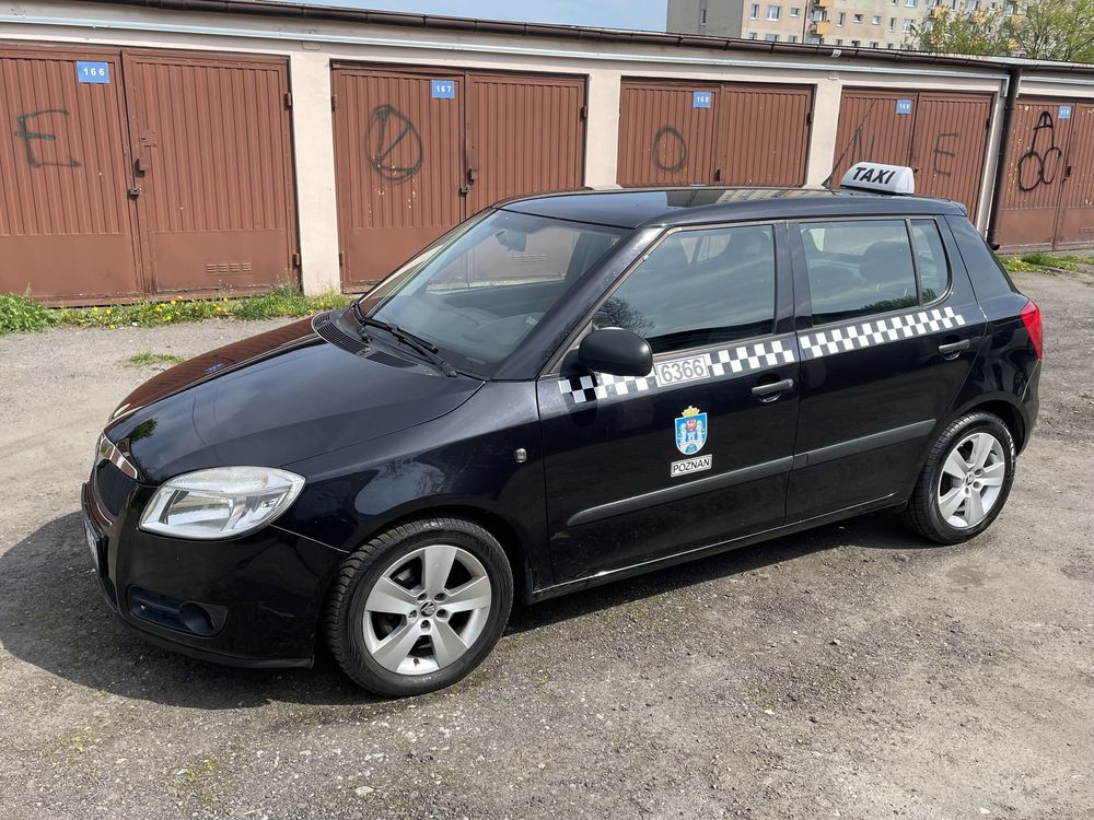 Wynajem skoda Fabia 1,2 gaz Uber/bolt Poznan