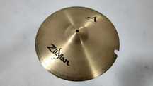 Talerz Avedis Medium crash 17" uszkodzony