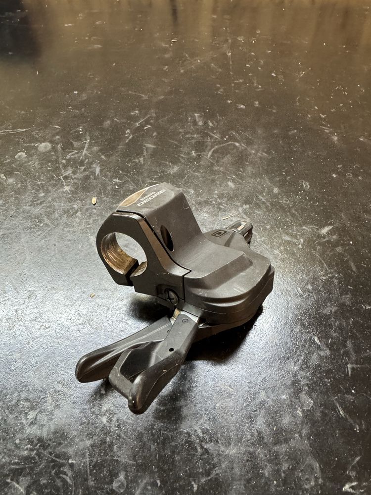 Manetka prawa Shimano deore sl-m6000 10rz