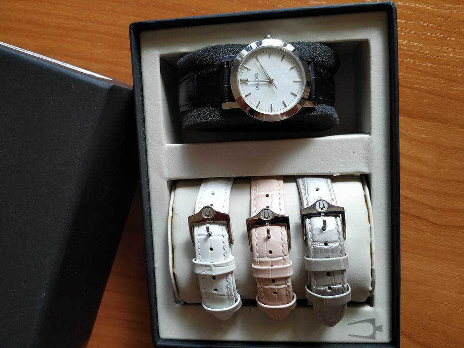 Жіночий годинник Bulova 96X132 з набором ремінців