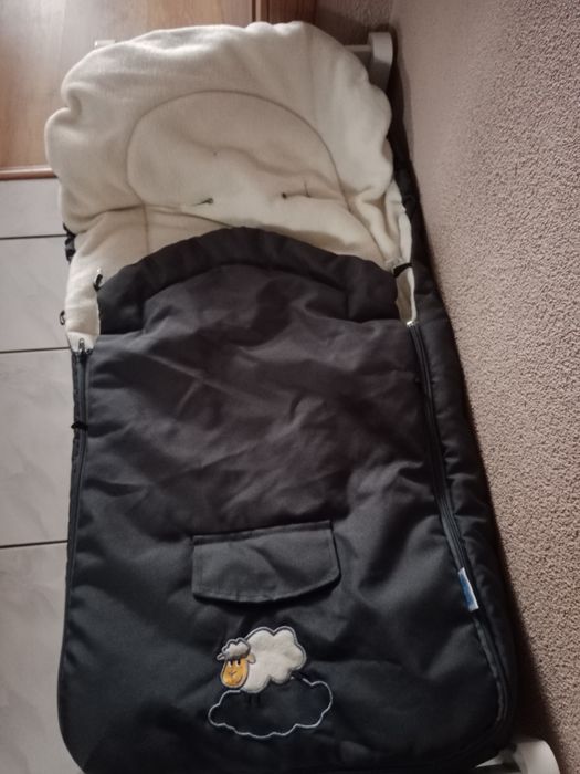 Śpiworek zimowy do wózka