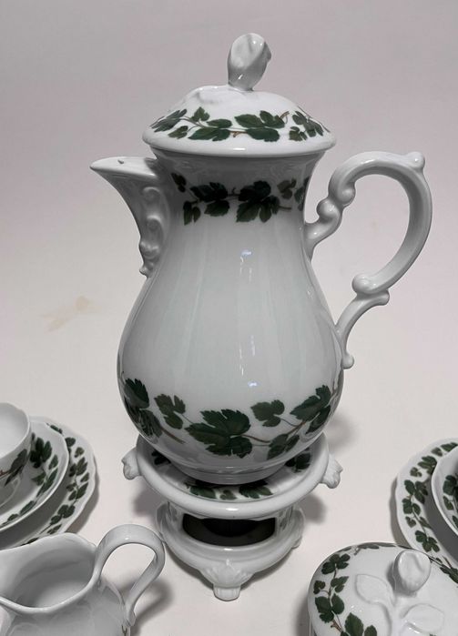 Zestaw herbata śniadaniowy porcelana Hutschenreuther "Weinlaub".