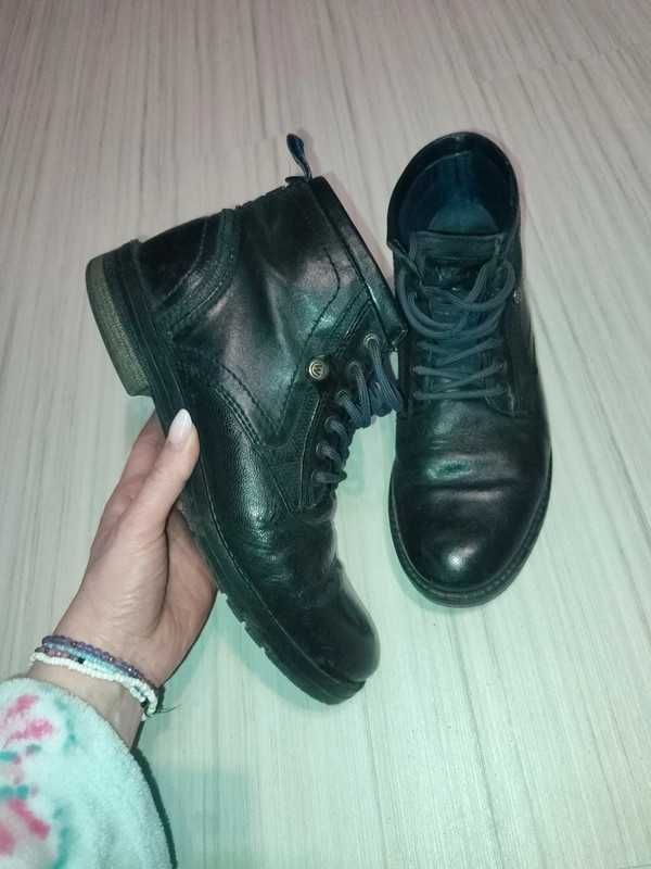 buty trzewiki męskie rozm. 40 firmy Wrangler