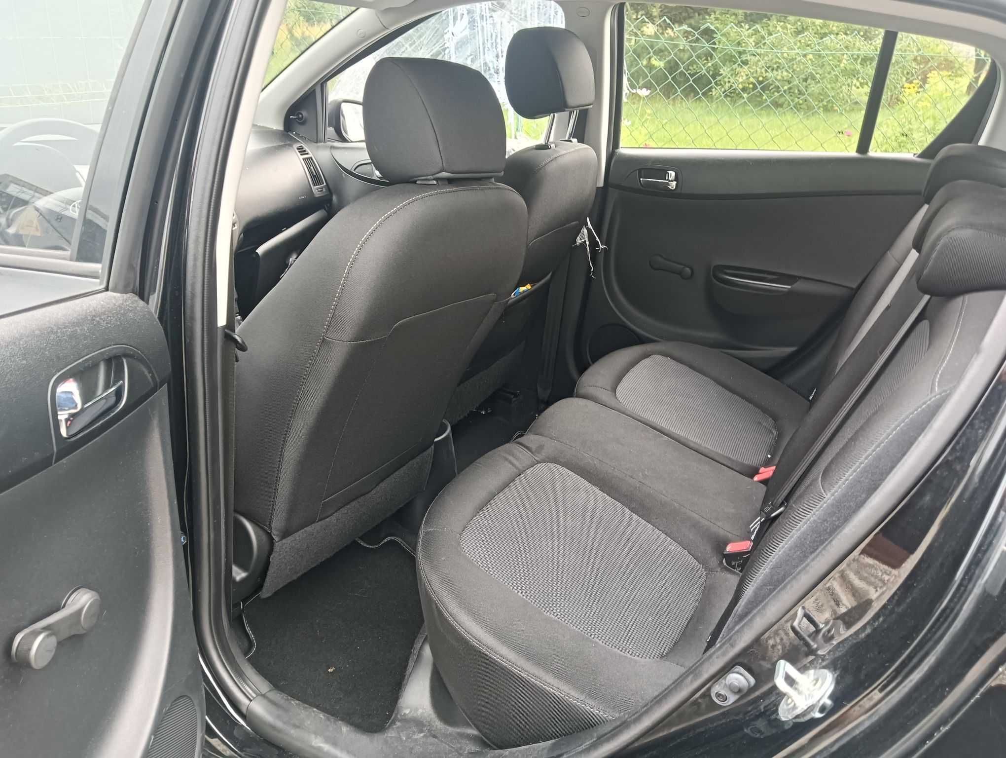 Hyundai i20 uszkodzony