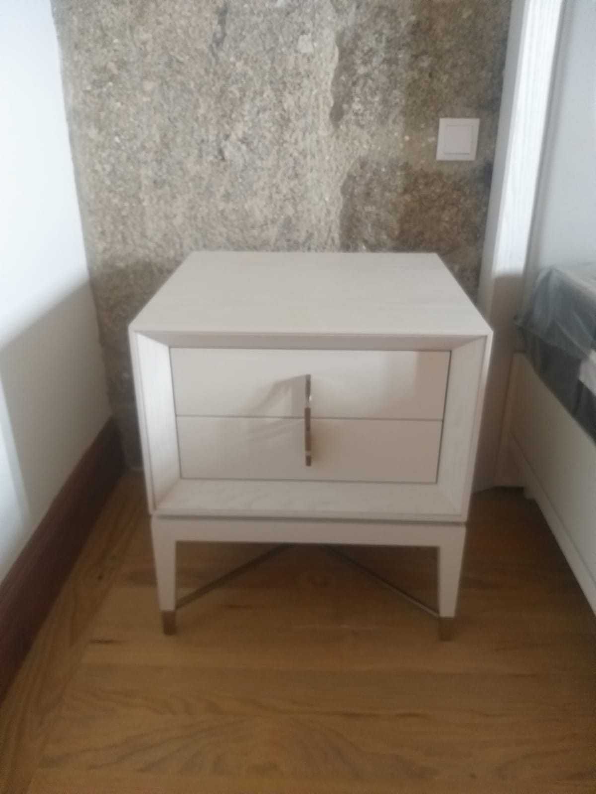 Quarto completo, mobília MAB