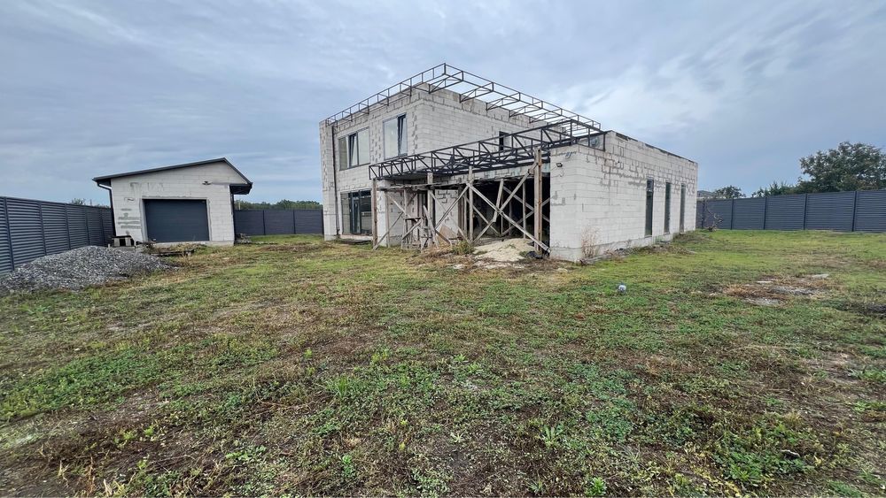 Продаж нового сучасного будинку в с.  Слобода, вул. Пономаренка