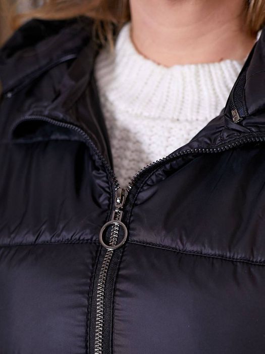 Жилетка жіноча чорний колір 58 розмір
