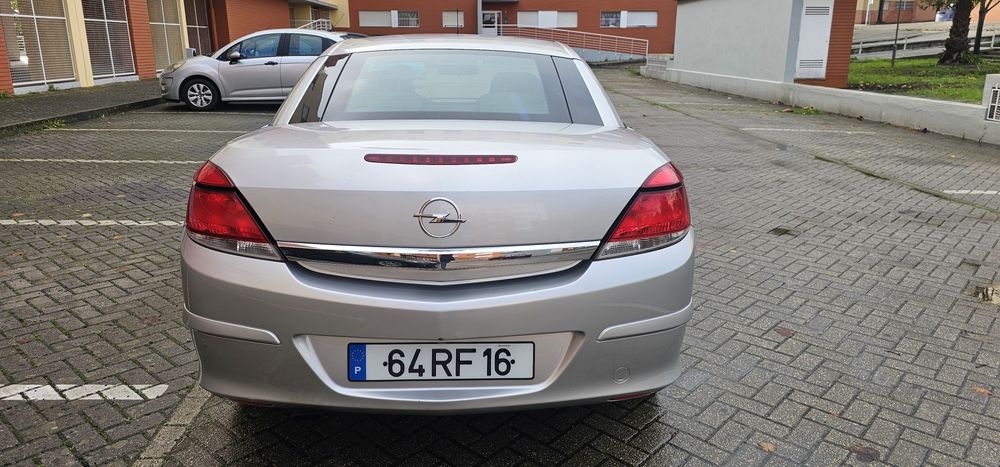 Opel astra 1.9 cdti twintop cabrio 06