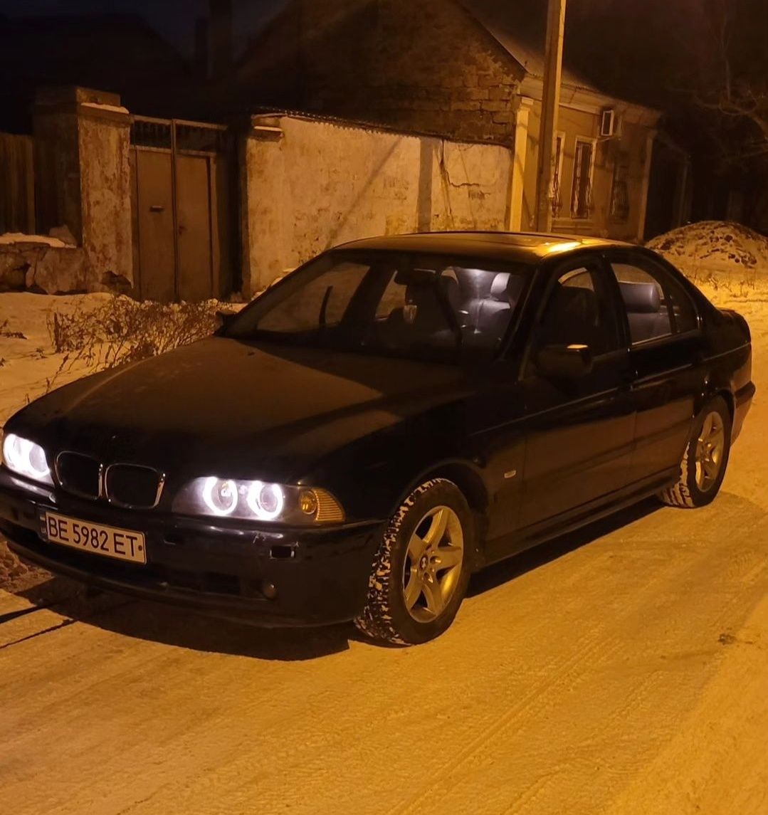 Продам bmw e39 535